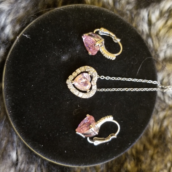 A set of hearts - Picture 2 of 2